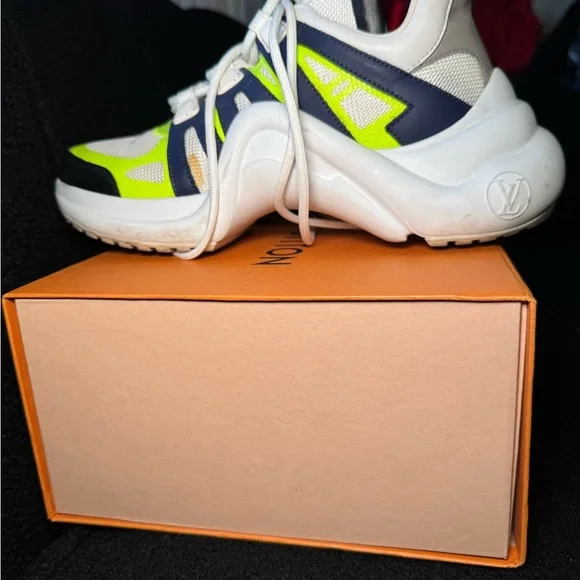 Louis Vuitton Neon Green and White Sneakers - Picture 9 of 9